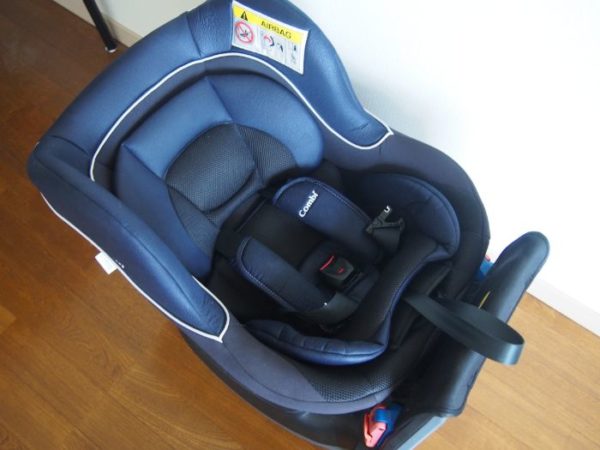 【コンビのチャイルドシートのレビュー】360度回転して赤ちゃんを乗せやすい | オクラ遥ブログ